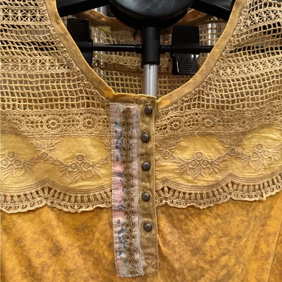 Aratta Mustard Lace Accent Blouse - Picture 2 of 6